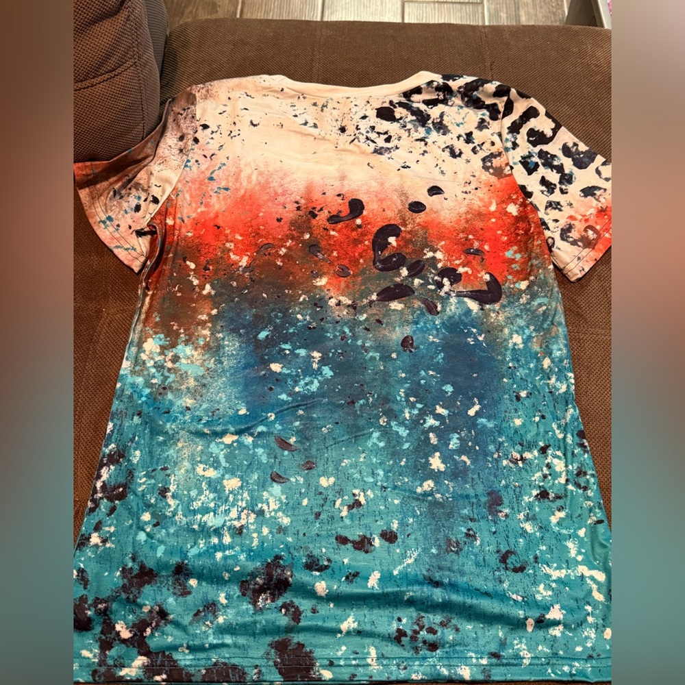 Multicolor Graphic Tee - Picture 2 of 2